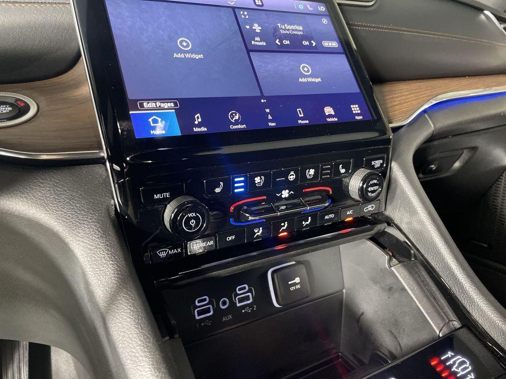 used 2024 Jeep Grand Cherokee L car, priced at $45,762