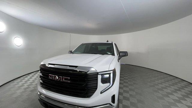 new 2025 GMC Sierra 1500 car, priced at $45,280