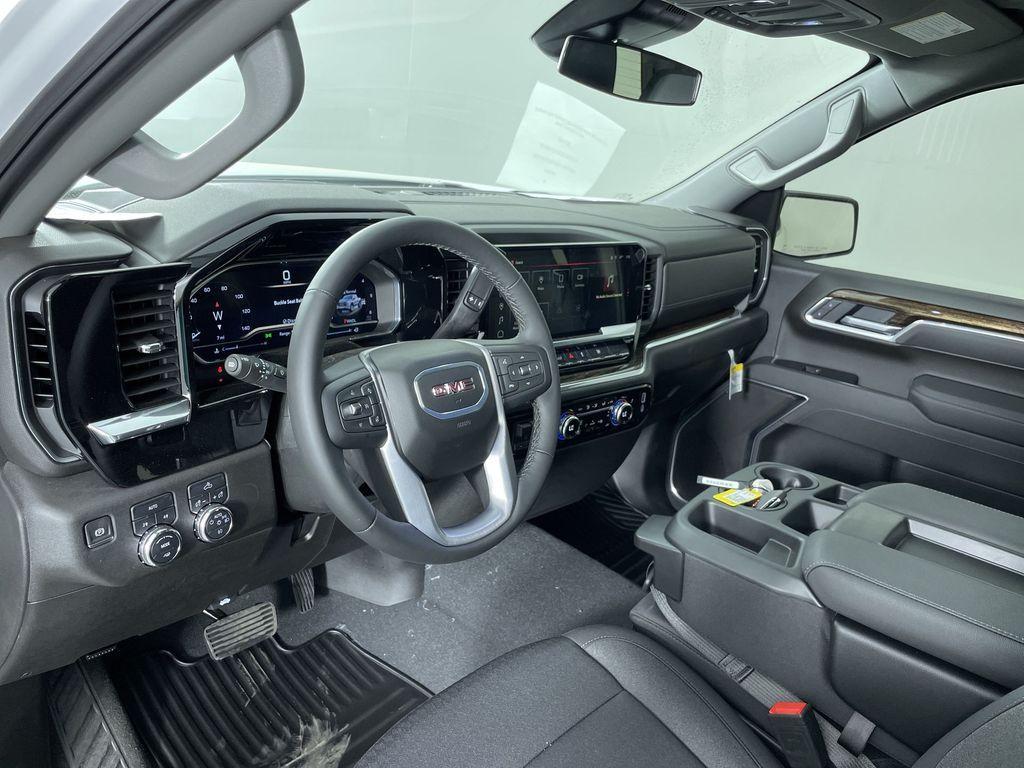 new 2025 GMC Sierra 1500 car, priced at $56,240