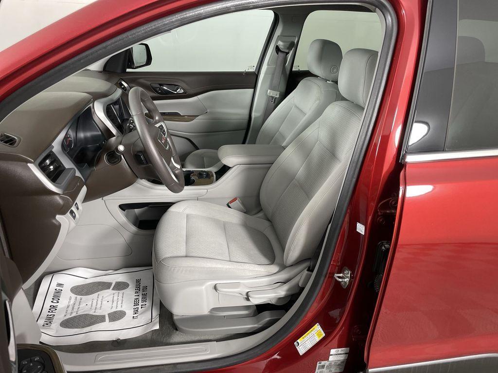 used 2023 GMC Acadia car, priced at $25,149