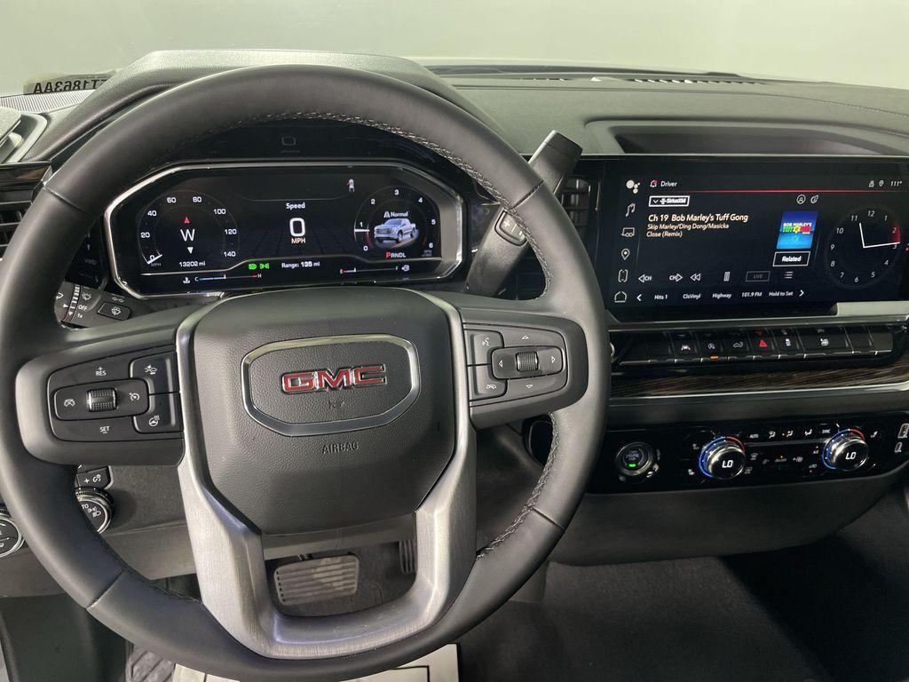 used 2024 GMC Sierra 1500 car, priced at $42,242