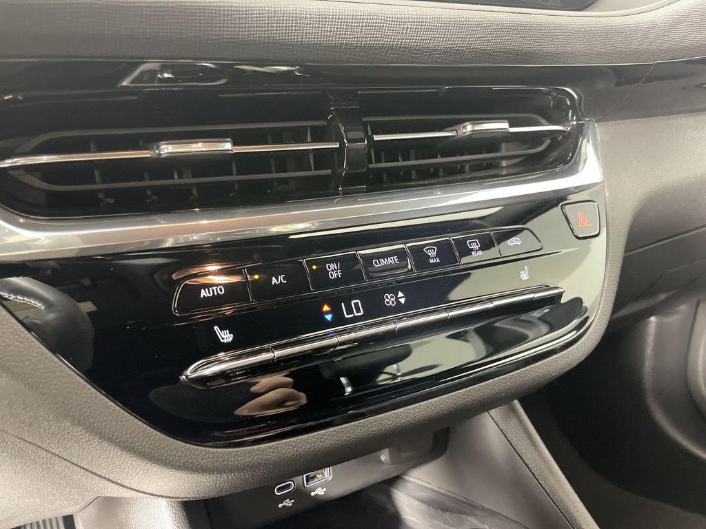 used 2025 Buick Envista car, priced at $30,444