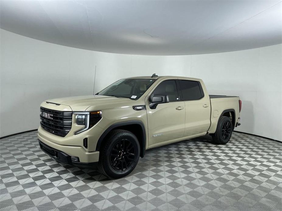 used 2022 GMC Sierra 1500 car, priced at $43,900