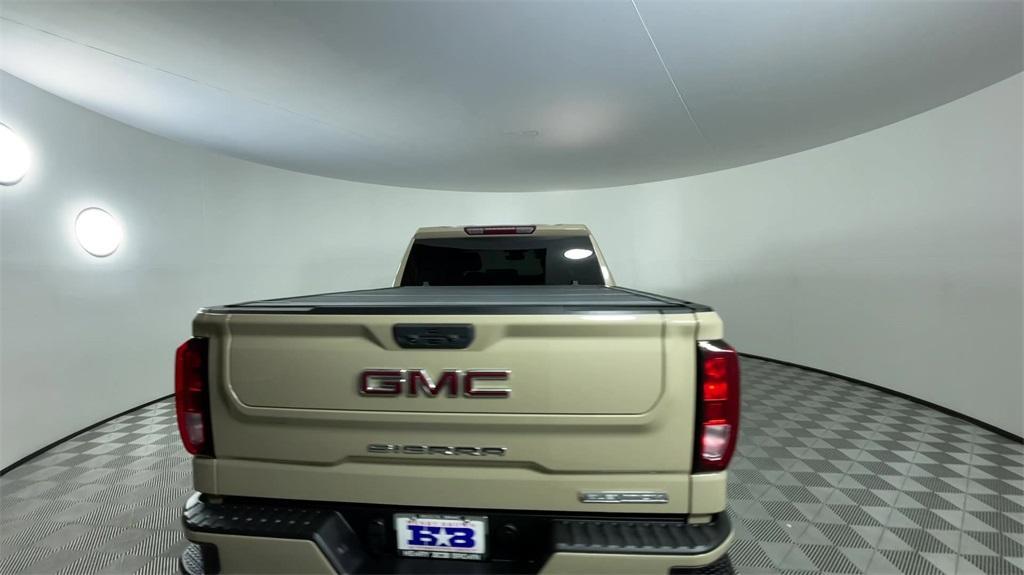 used 2022 GMC Sierra 1500 car, priced at $43,900