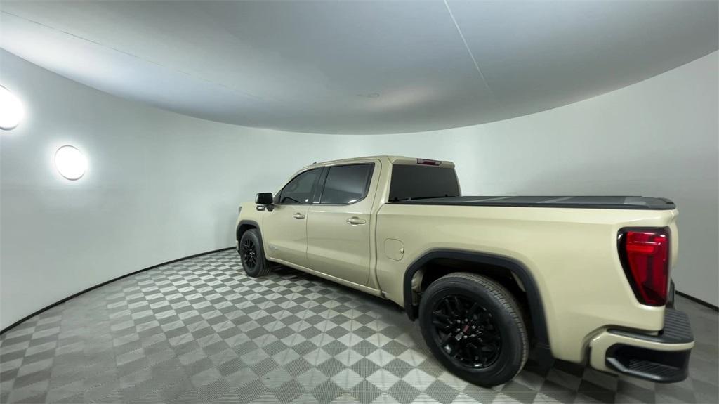 used 2022 GMC Sierra 1500 car, priced at $43,900