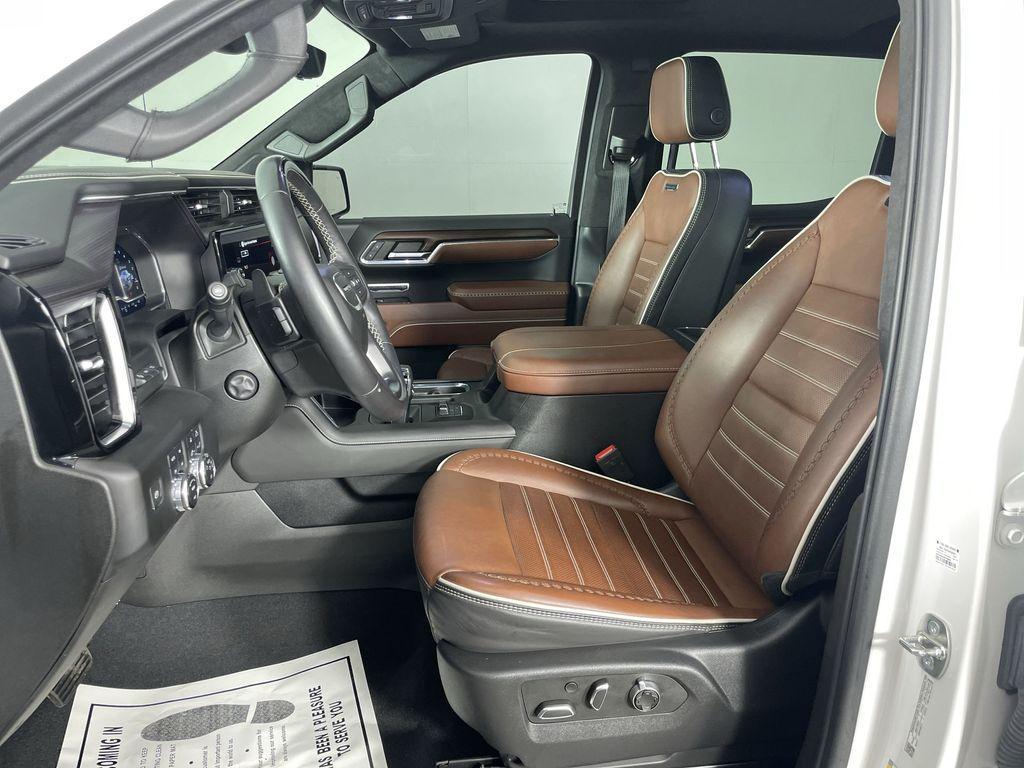 used 2023 GMC Sierra 1500 car, priced at $62,900