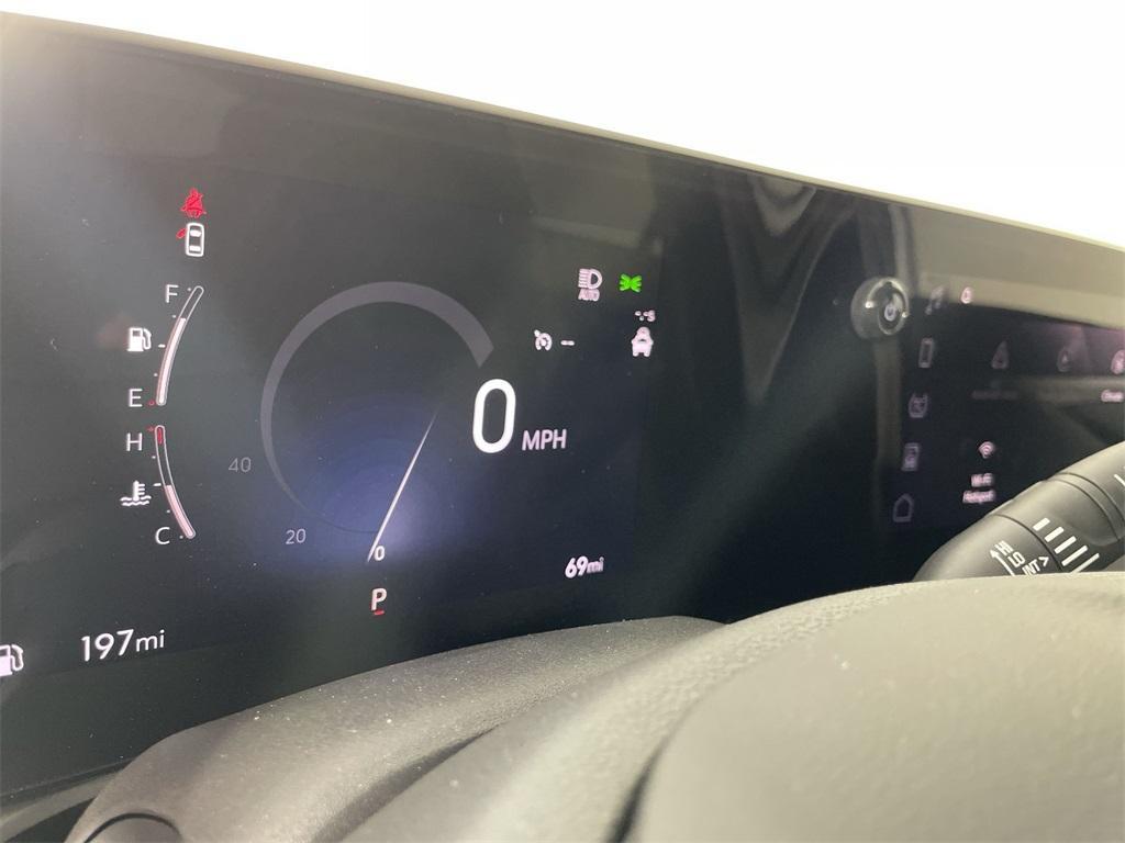 new 2025 Buick Envista car, priced at $29,895