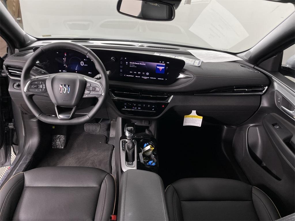 new 2025 Buick Envista car, priced at $29,895