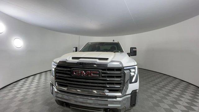 new 2024 GMC Sierra 3500 car, priced at $53,273