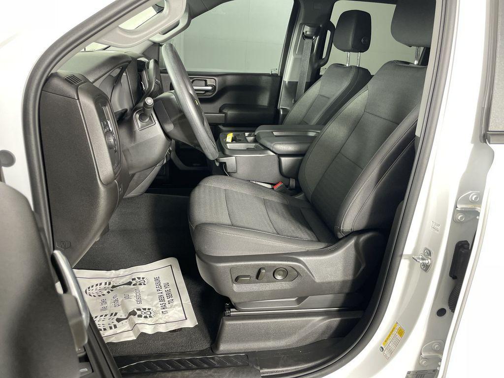 used 2025 Chevrolet Silverado 1500 car, priced at $35,169