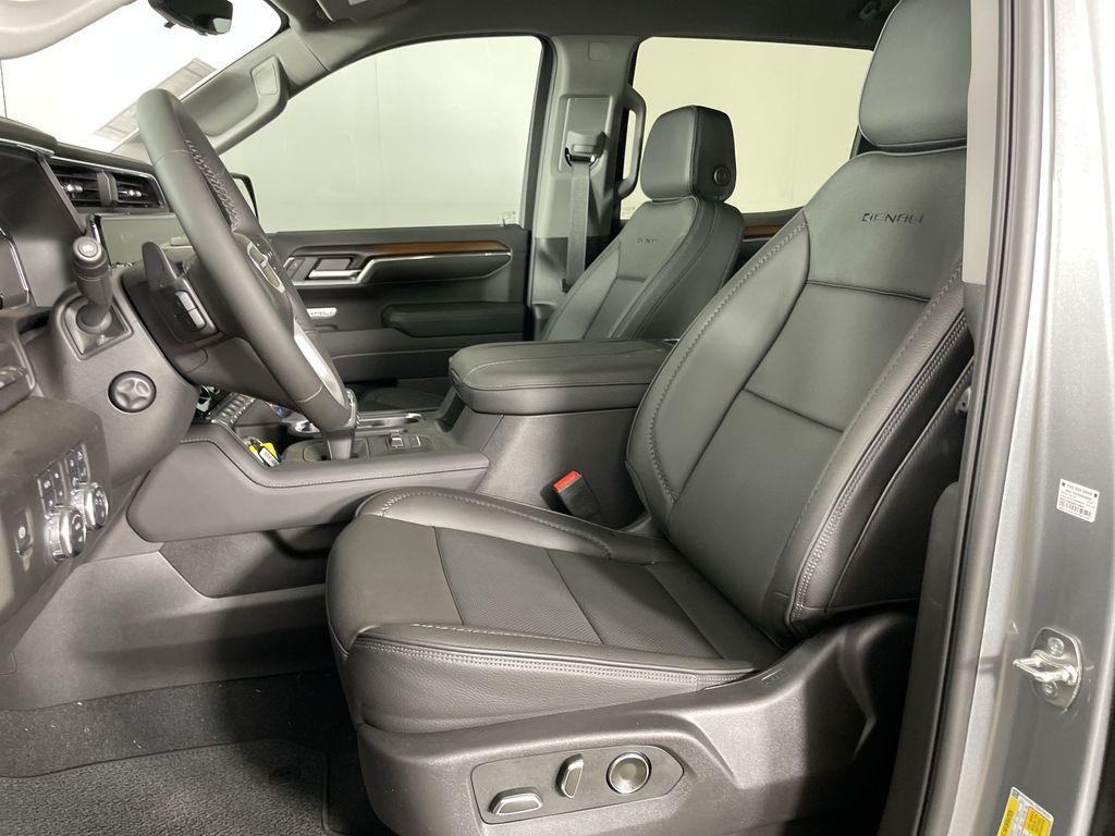 new 2025 GMC Sierra 1500 car, priced at $86,184