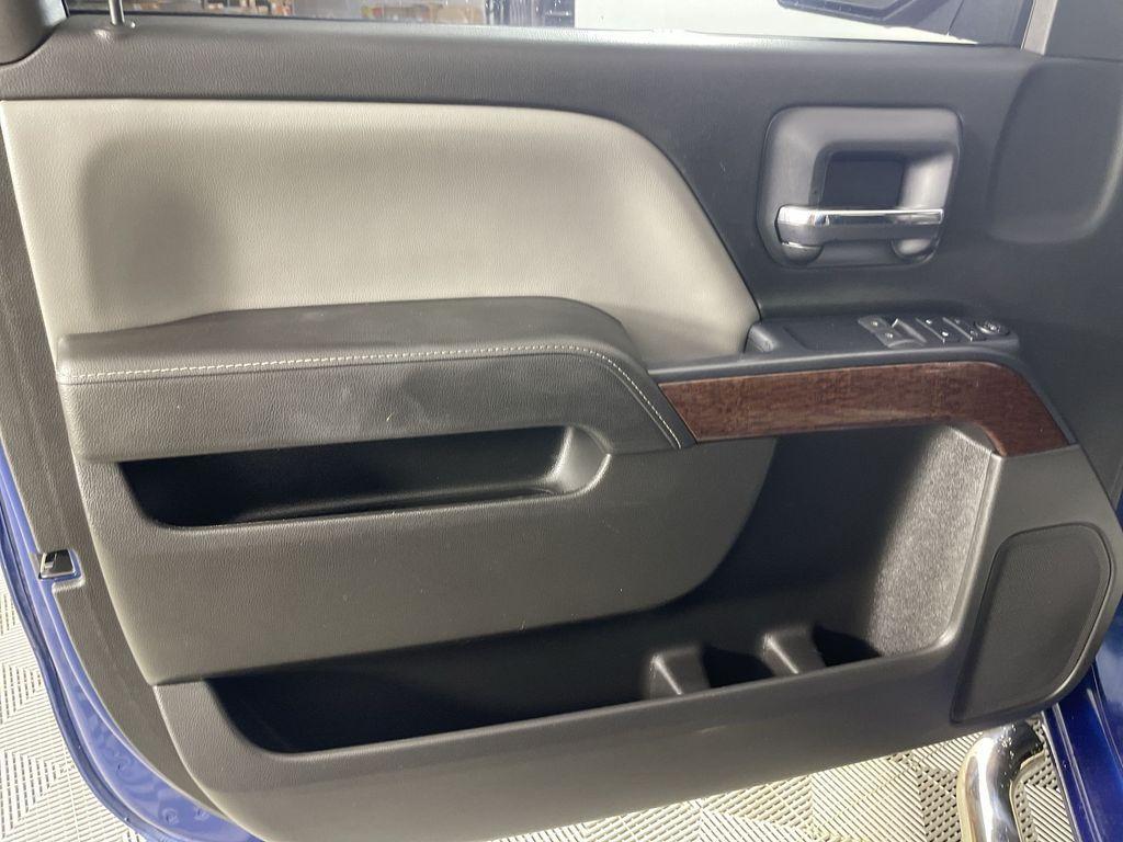 used 2015 GMC Sierra 1500 car, priced at $25,000