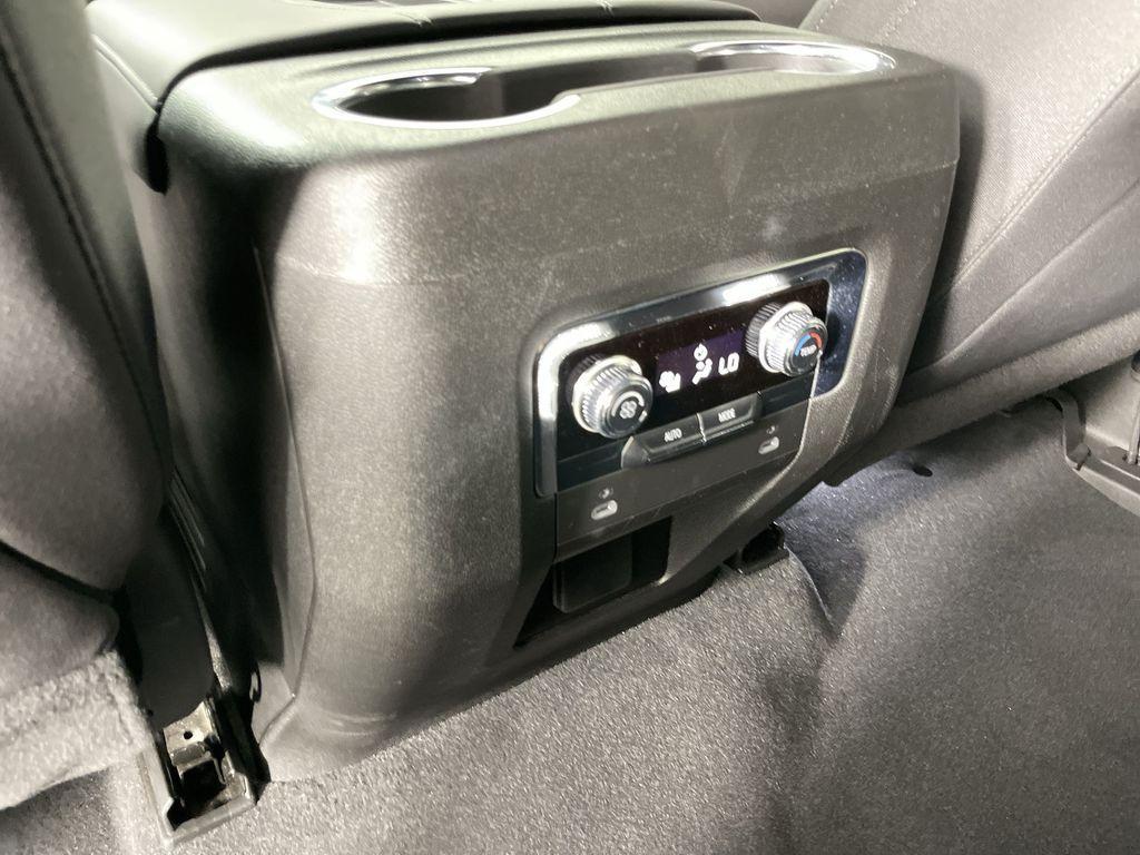 used 2024 GMC Yukon car, priced at $55,800