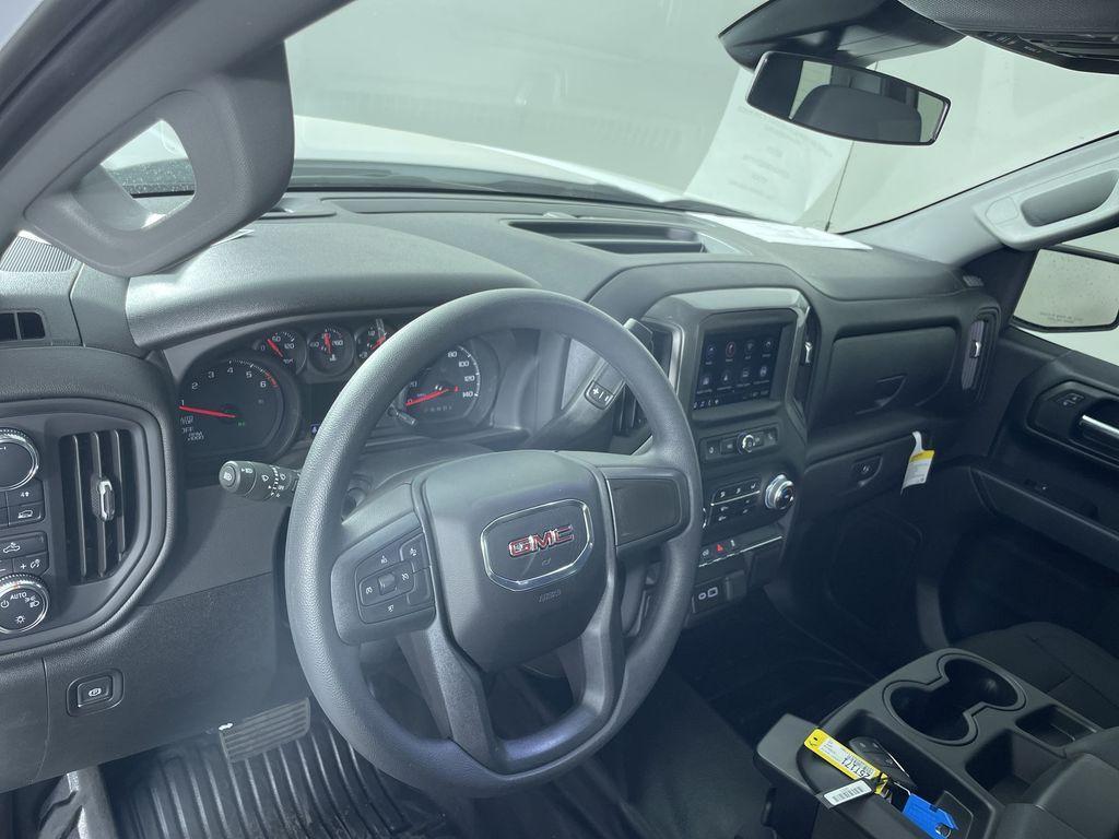 new 2025 GMC Sierra 1500 car, priced at $42,480