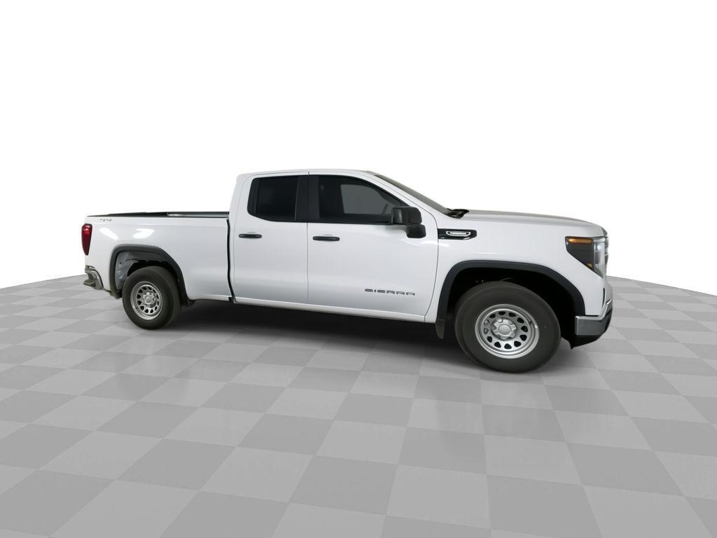 new 2025 GMC Sierra 1500 car, priced at $42,480