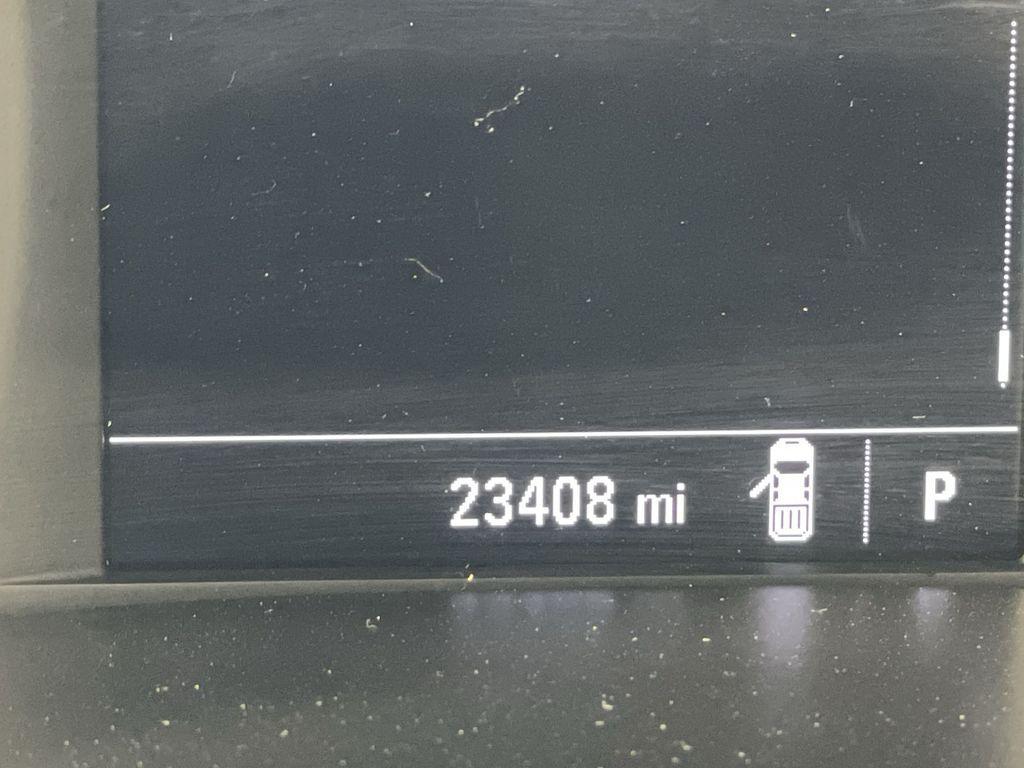used 2022 GMC Canyon car, priced at $29,400