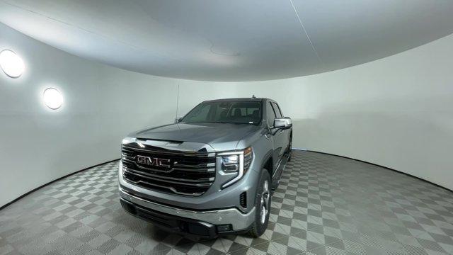 new 2024 GMC Sierra 1500 car, priced at $58,595