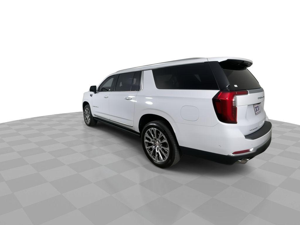 used 2025 GMC Yukon XL car, priced at $88,384