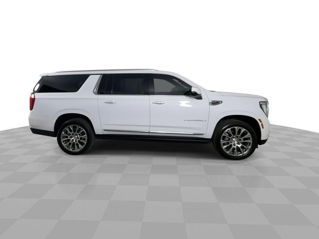 used 2025 GMC Yukon XL car, priced at $88,384