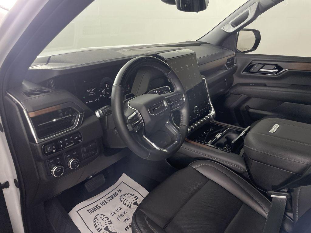 used 2025 GMC Yukon XL car, priced at $88,384