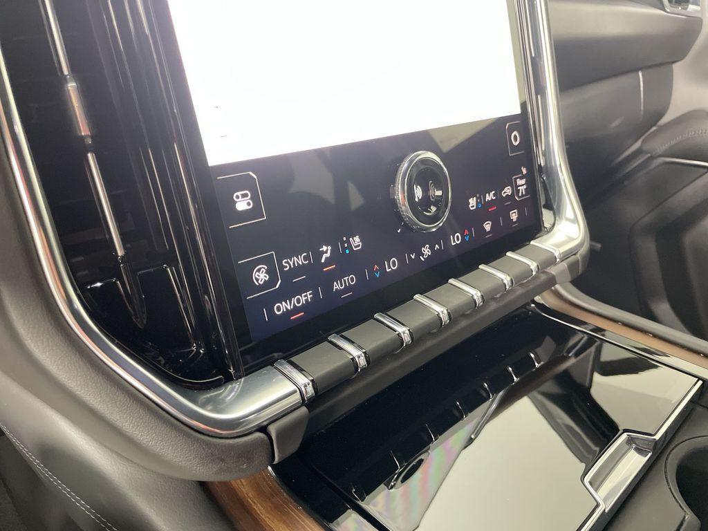 used 2025 GMC Yukon XL car, priced at $88,384