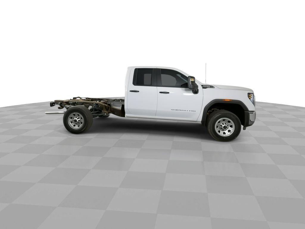 new 2024 GMC Sierra 3500 car, priced at $53,273