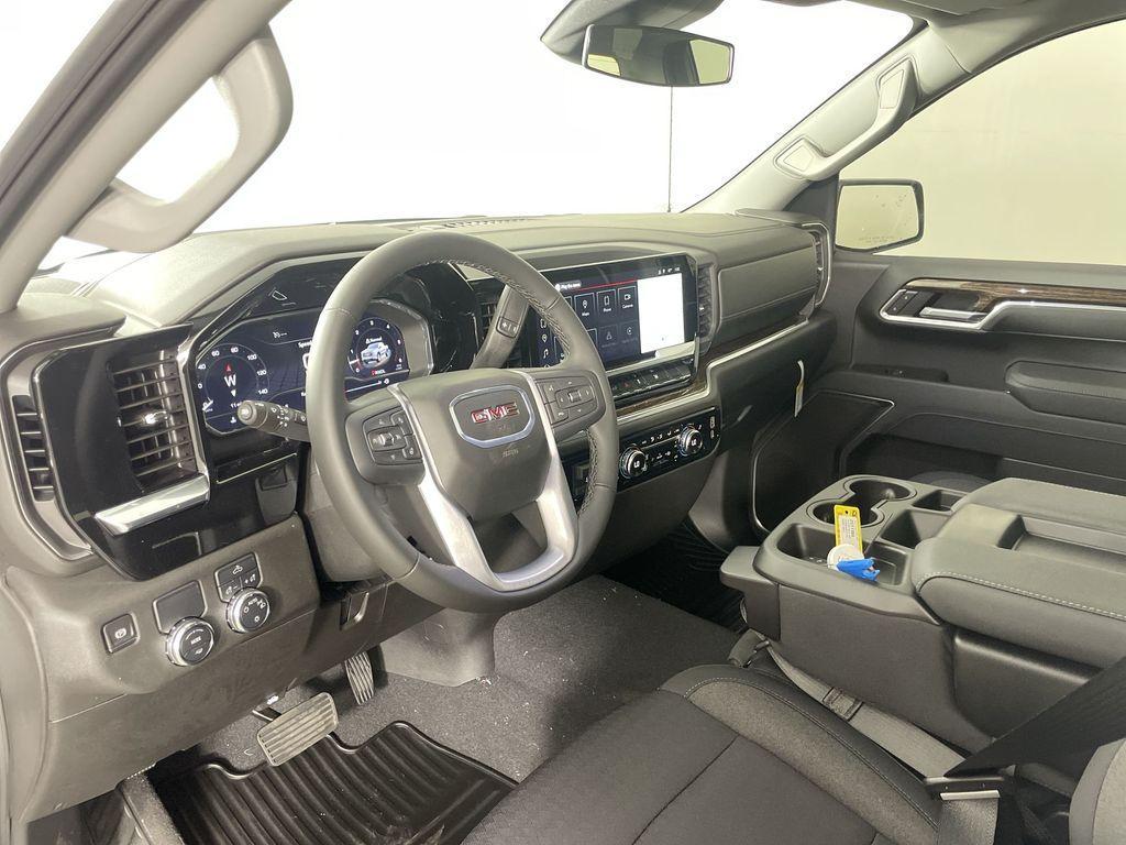 new 2025 GMC Sierra 1500 car, priced at $48,840