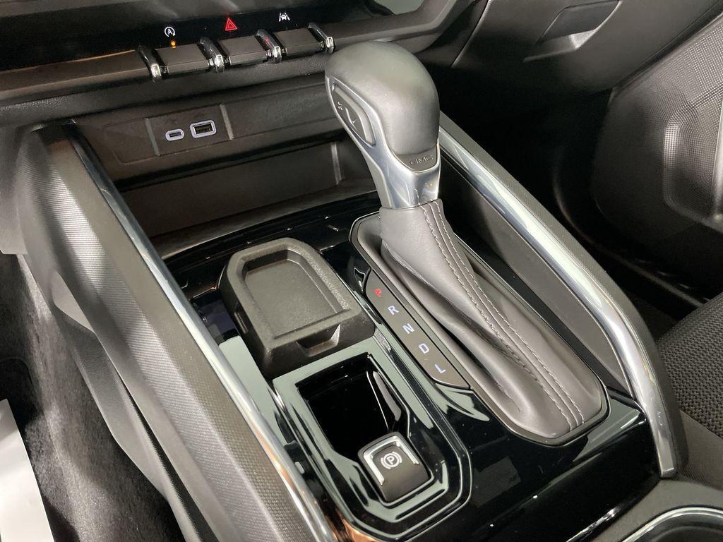 used 2024 GMC Canyon car, priced at $34,477