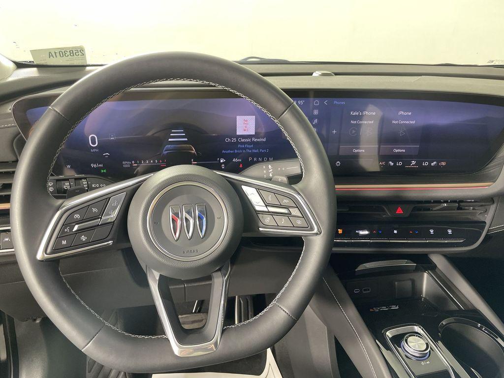 used 2025 Buick Envision car, priced at $37,386