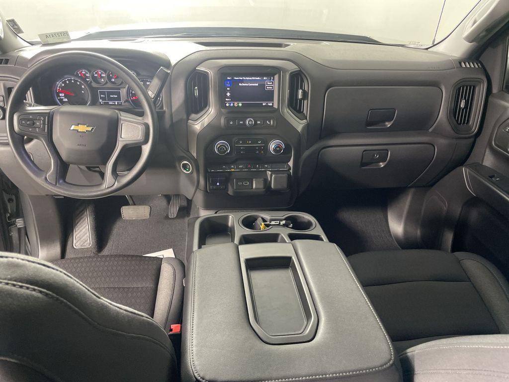 used 2025 Chevrolet Silverado 1500 car, priced at $38,176