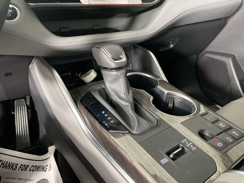 used 2024 Toyota Highlander Hybrid car, priced at $49,700