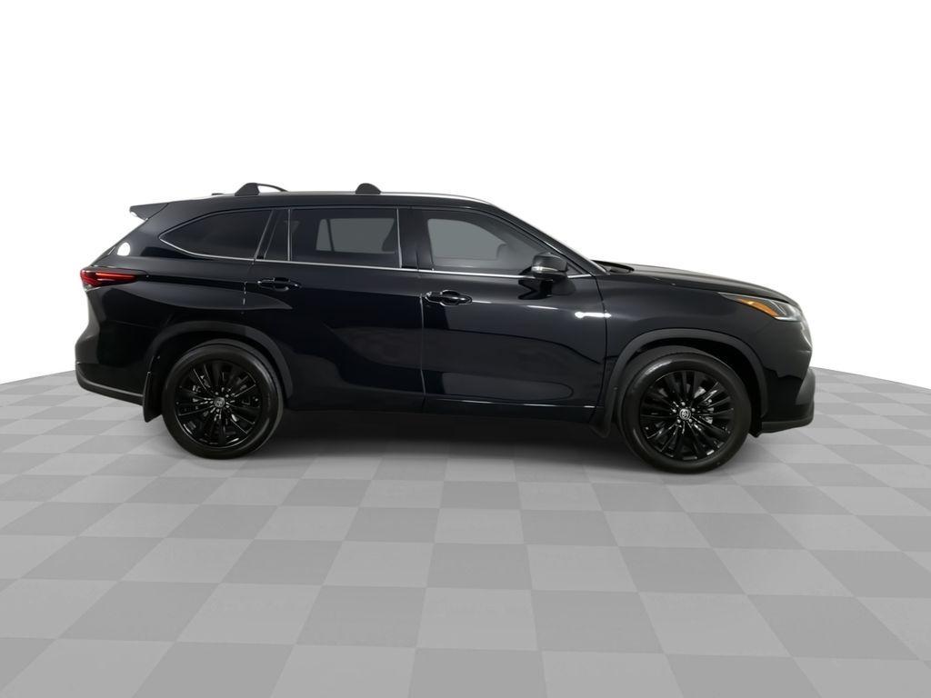 used 2024 Toyota Highlander Hybrid car, priced at $49,700