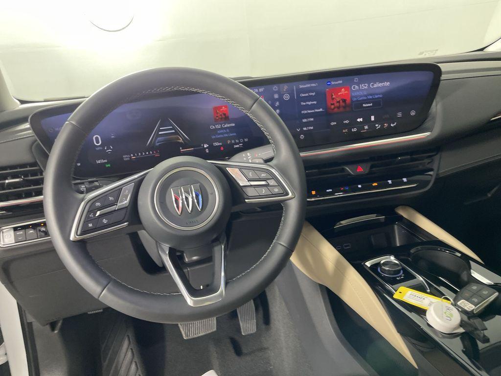 used 2025 Buick Envision car, priced at $34,712