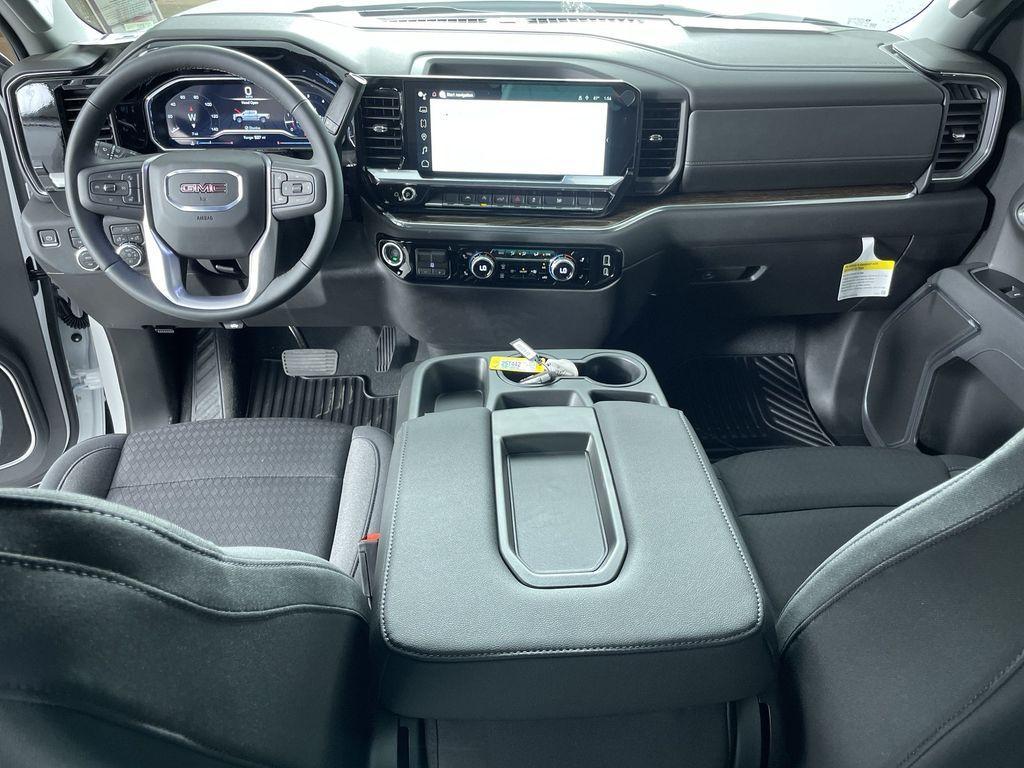 new 2025 GMC Sierra 1500 car, priced at $56,240