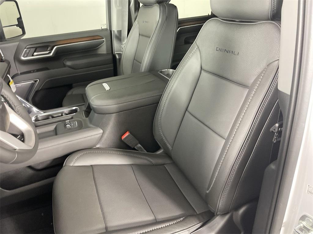 new 2025 GMC Sierra 2500 car, priced at $90,090