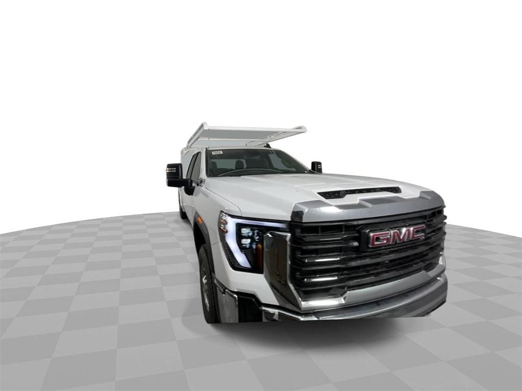 new 2024 GMC Sierra 2500 car, priced at $69,725