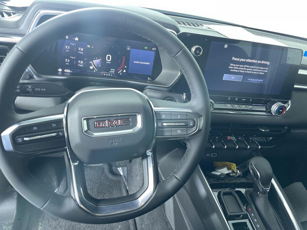 new 2025 GMC Canyon car, priced at $40,095