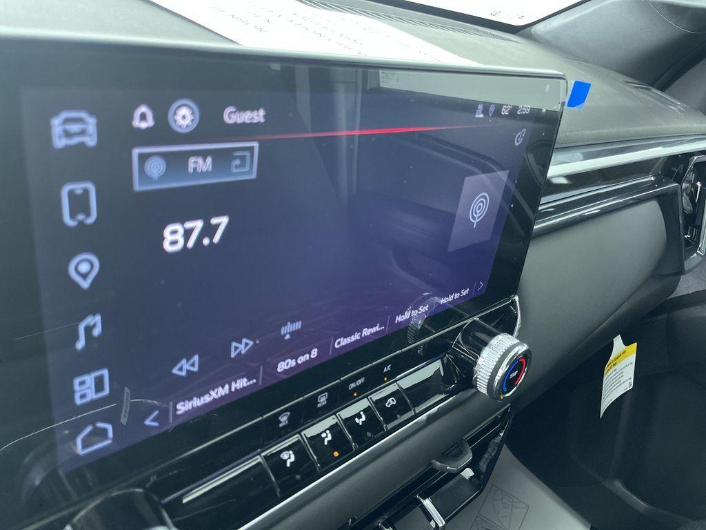 new 2025 GMC Canyon car, priced at $40,095