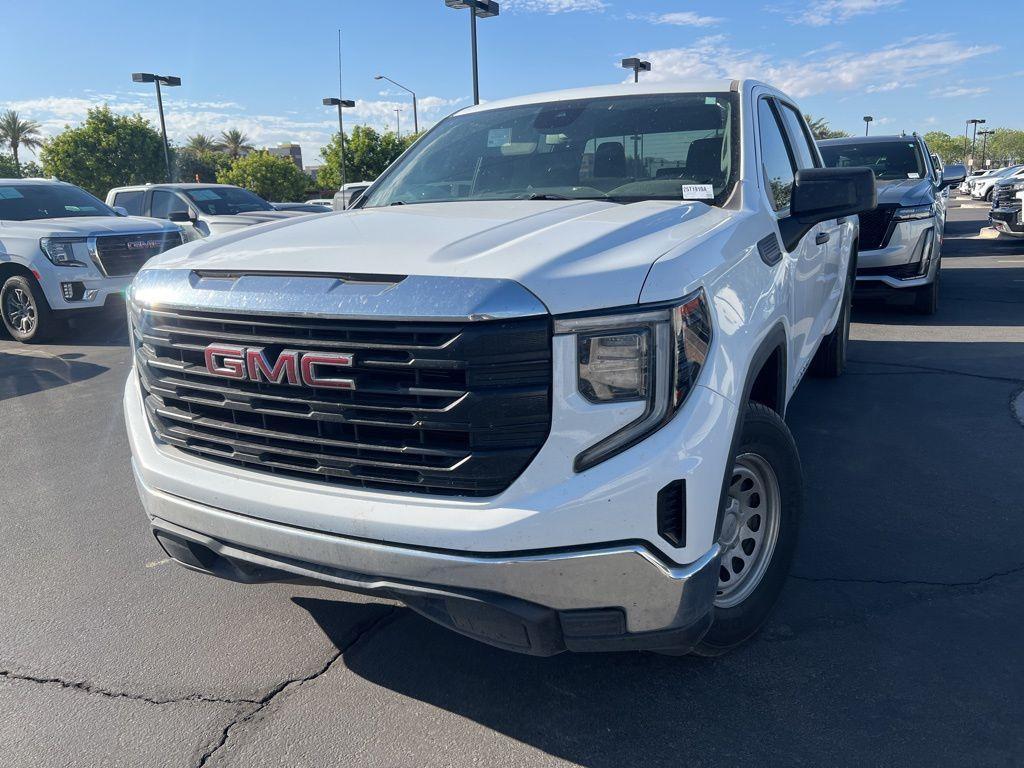 used 2022 GMC Sierra 1500 car, priced at $27,400