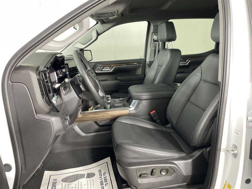 used 2025 Chevrolet Silverado 1500 car, priced at $64,300