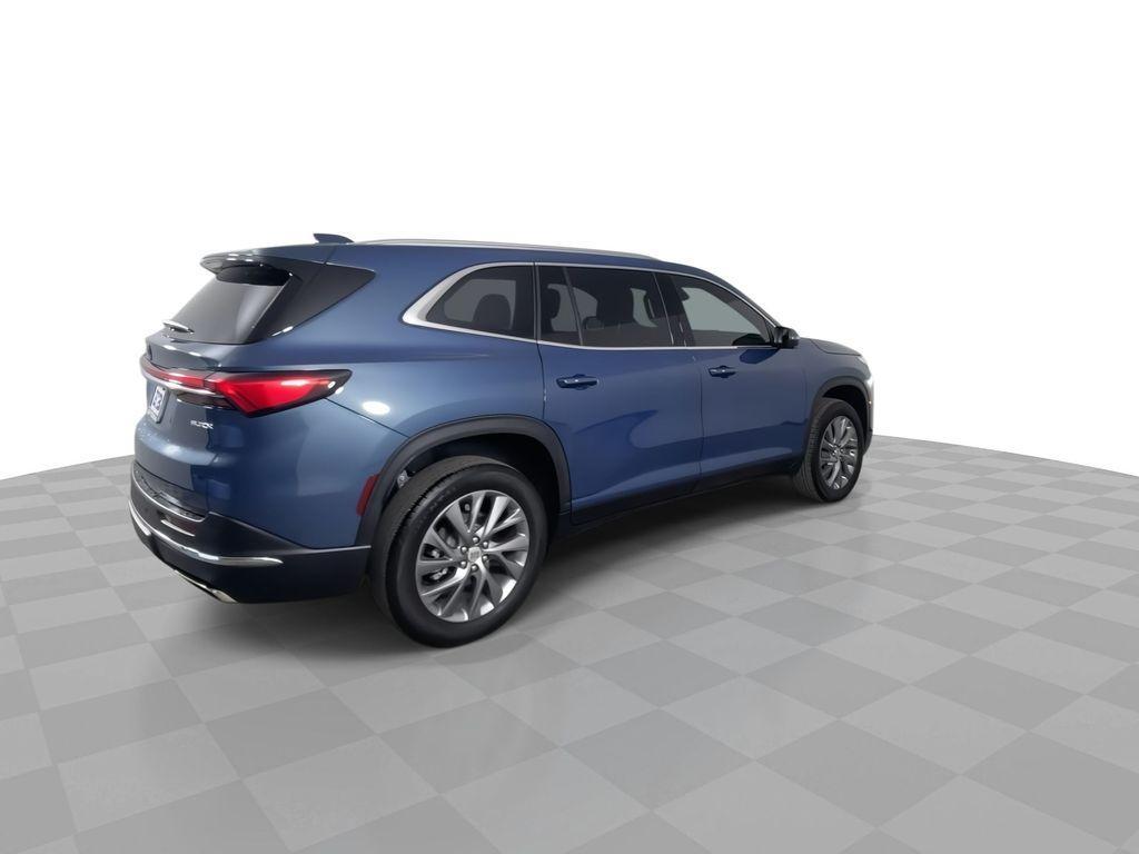 used 2025 Buick Enclave car, priced at $40,351