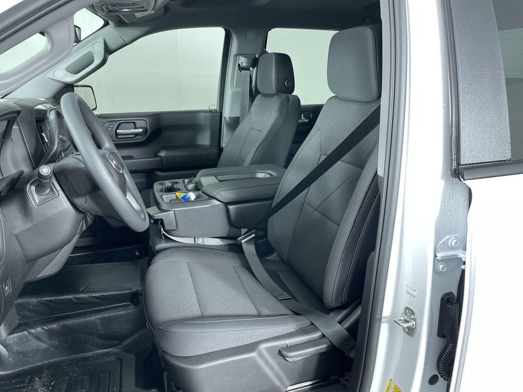 used 2025 GMC Sierra 1500 car, priced at $38,000