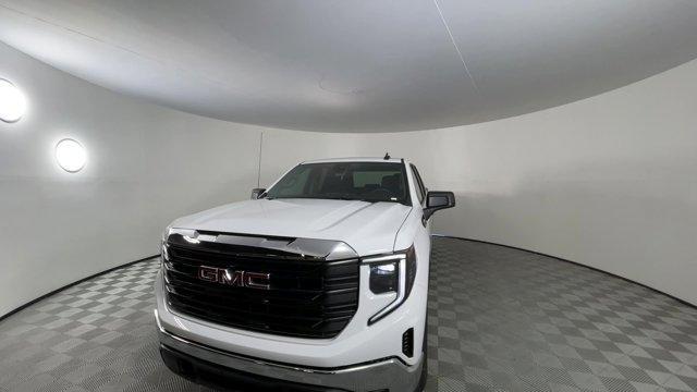 new 2024 GMC Sierra 1500 car, priced at $42,425