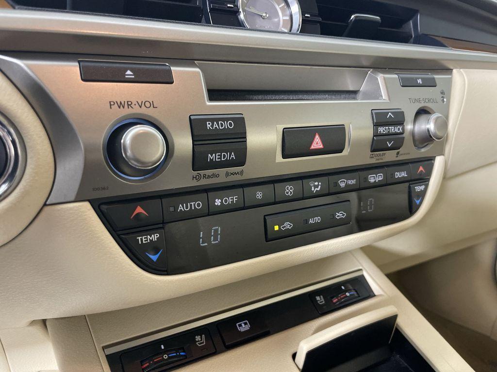 used 2014 Lexus ES 300h car, priced at $16,067
