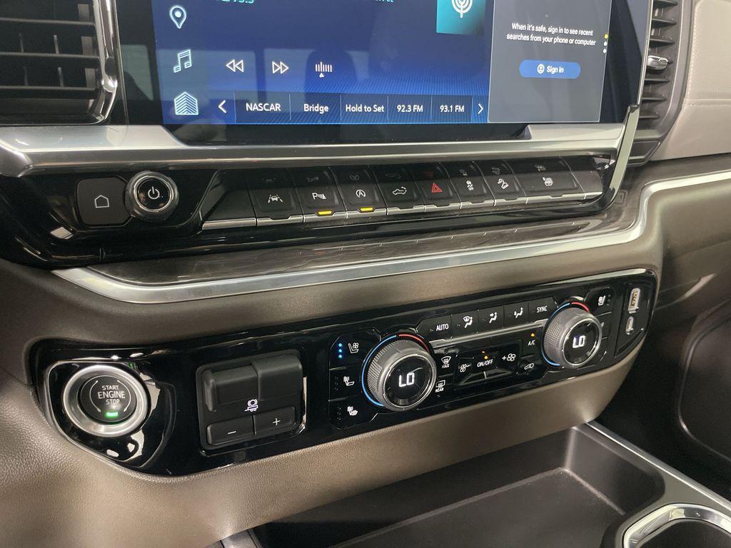 used 2022 Chevrolet Silverado 1500 car, priced at $48,912