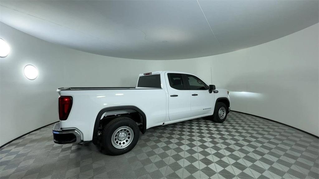 new 2025 GMC Sierra 1500 car, priced at $41,795