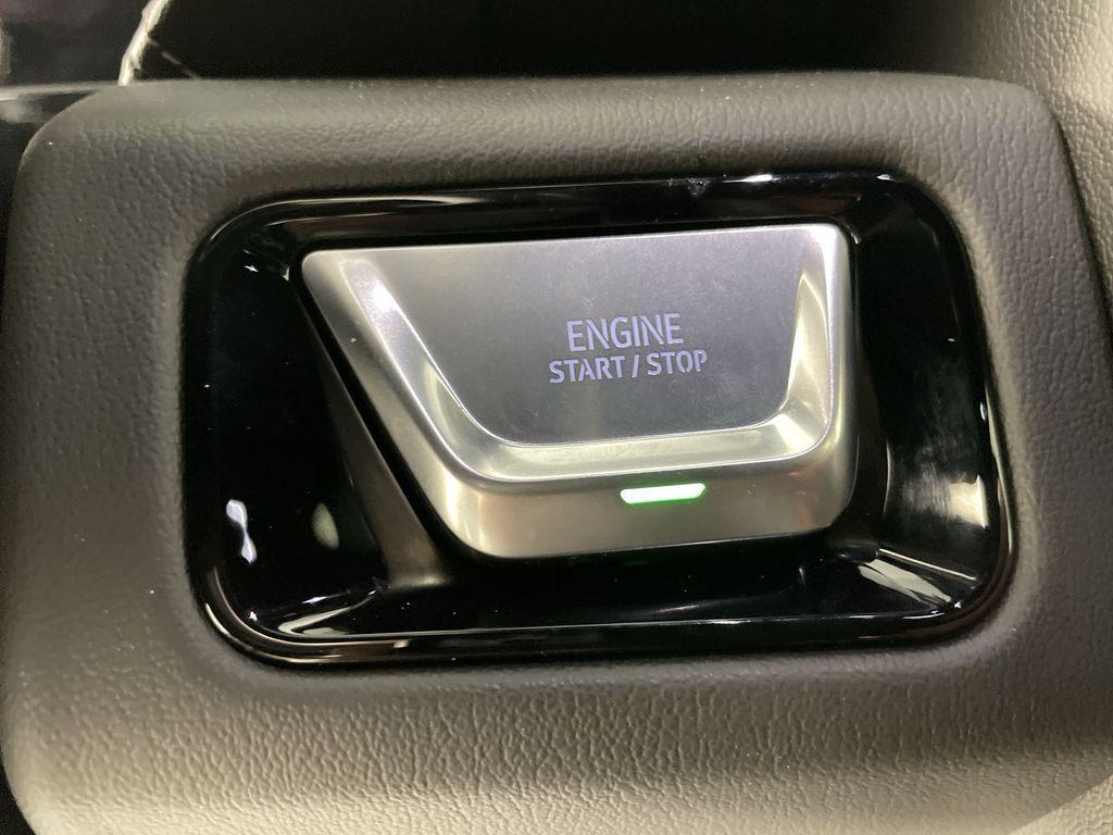 used 2025 GMC Yukon car, priced at $86,905