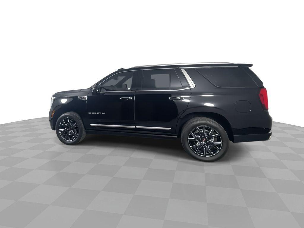 used 2025 GMC Yukon car, priced at $86,905