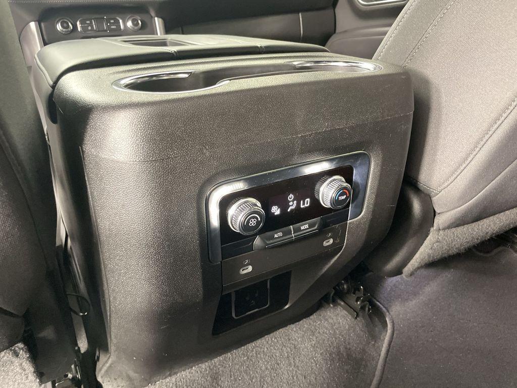 used 2024 GMC Yukon car, priced at $53,800