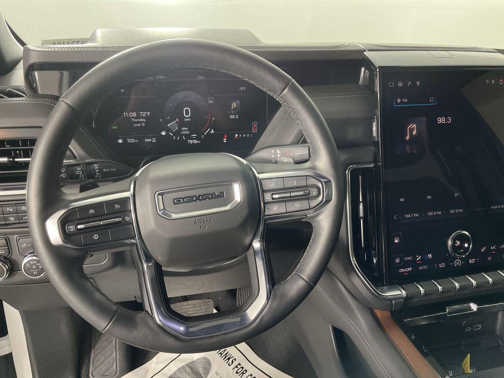 used 2025 GMC Yukon XL car, priced at $88,935